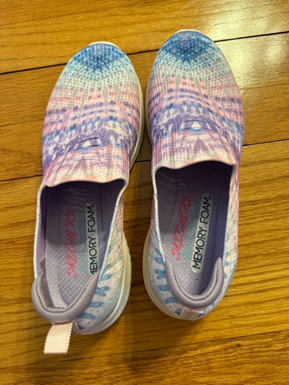 Skechers Stretch Fit with Air-Cooled Memory Foam - Women's Size 6.5